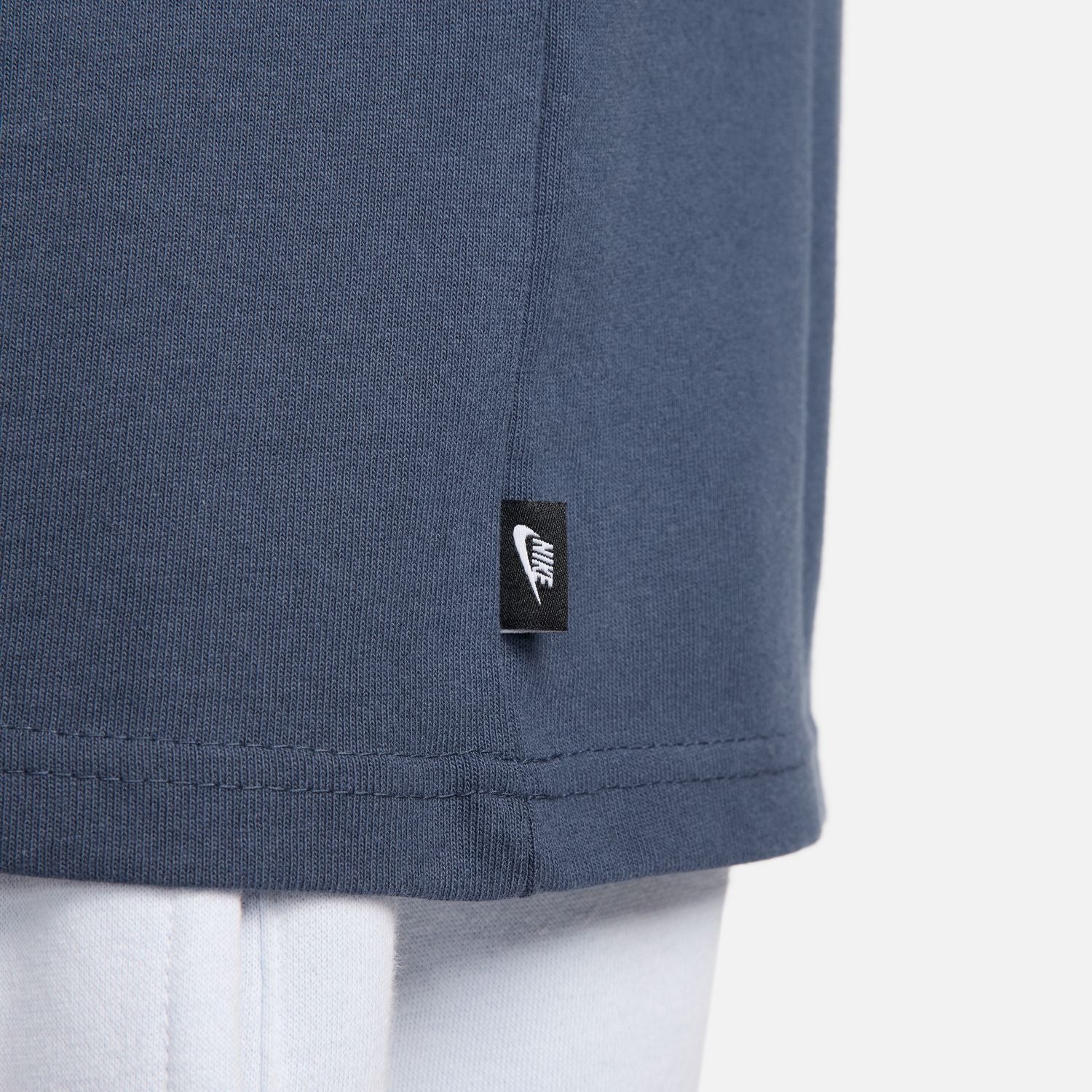 HW Essential Tee -Mens - Image 6