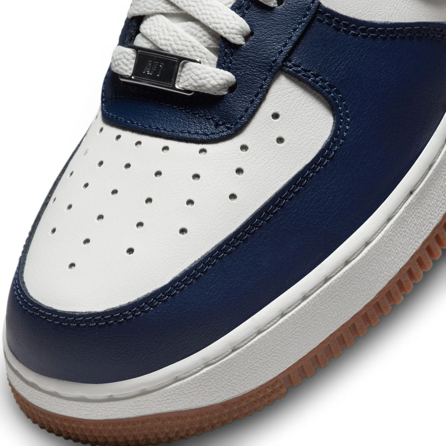 Air Force 1 Low 07 - Mens - Image 7