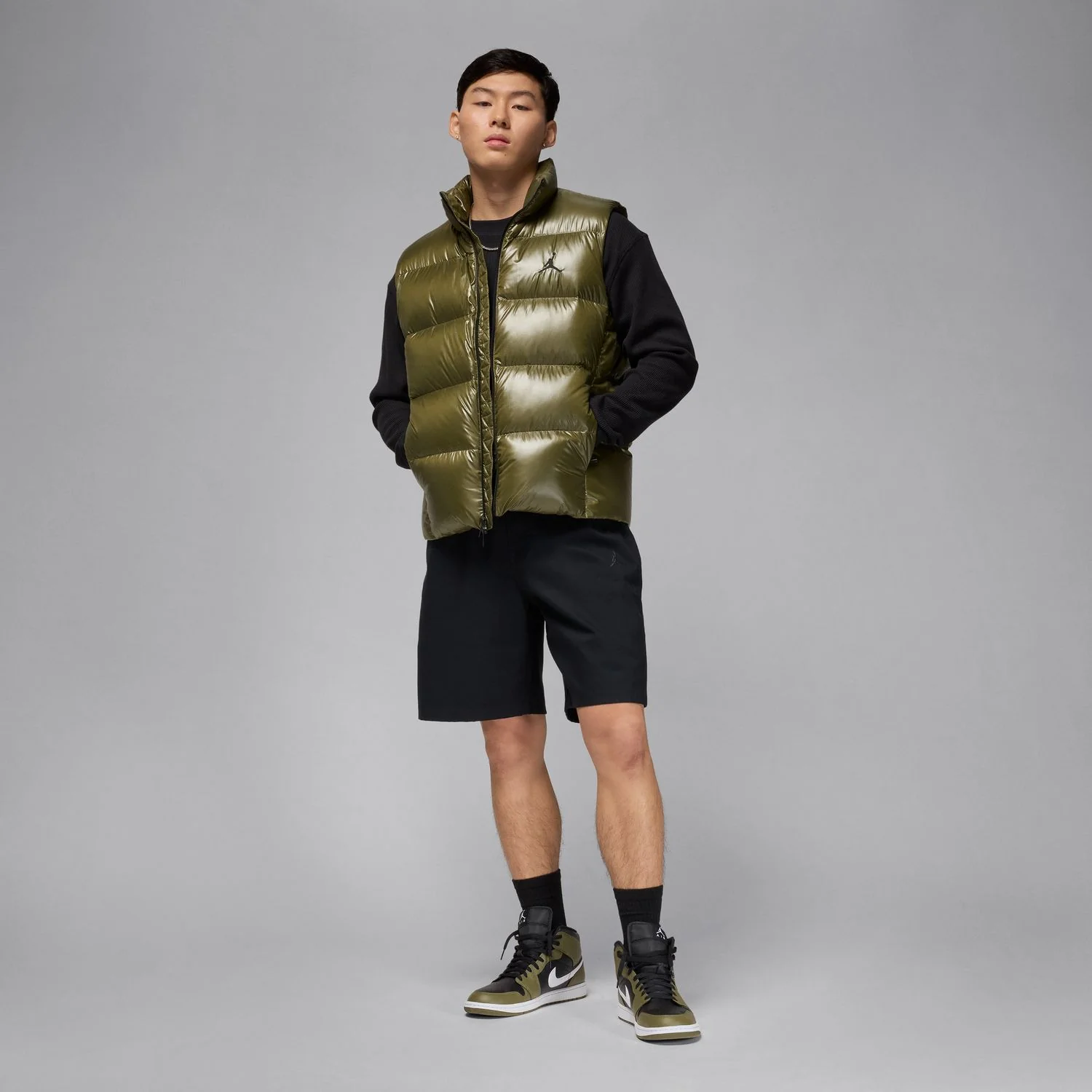 MJ Essential Woven Short - Mens - Image 3