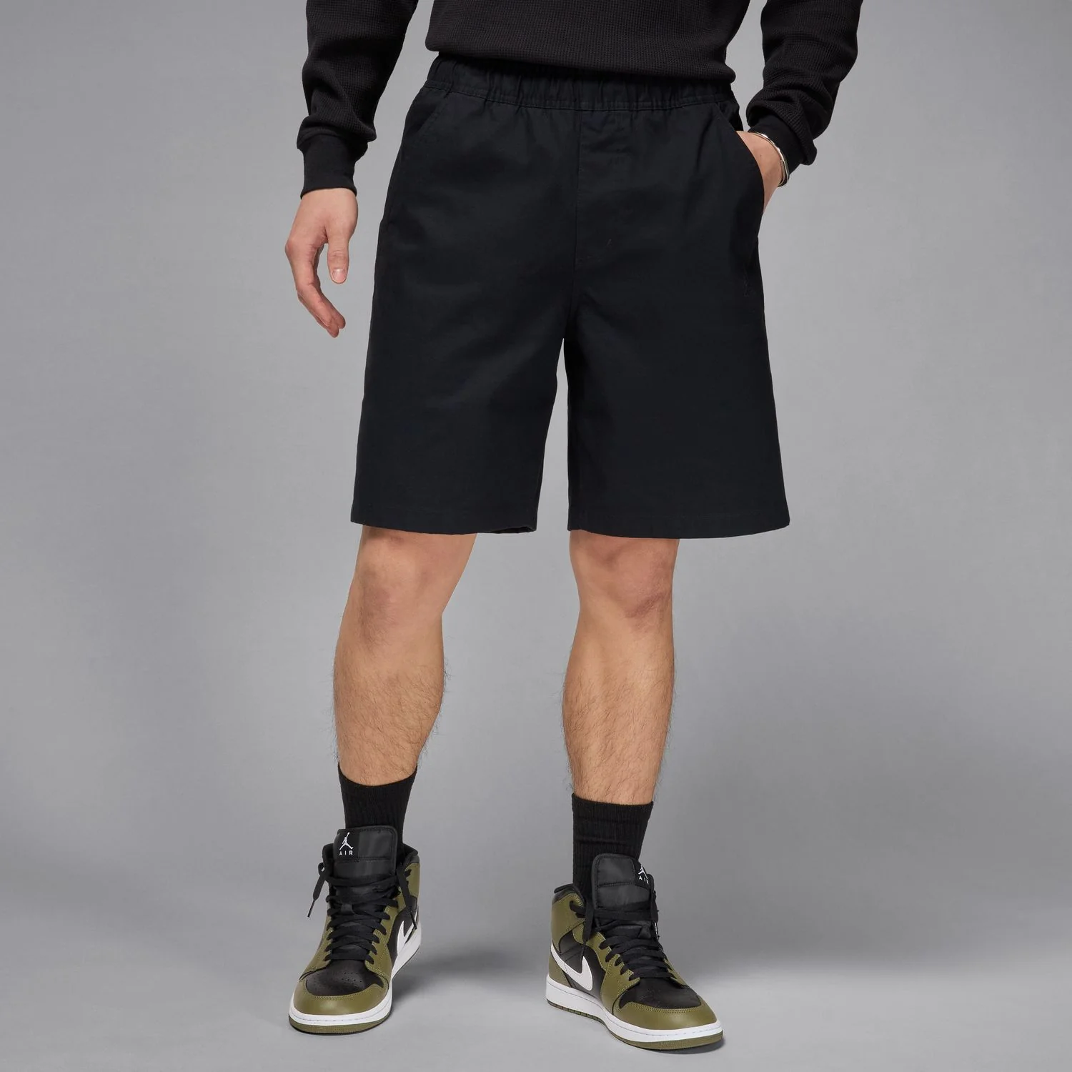 MJ Essential Woven Short - Mens - Image 4