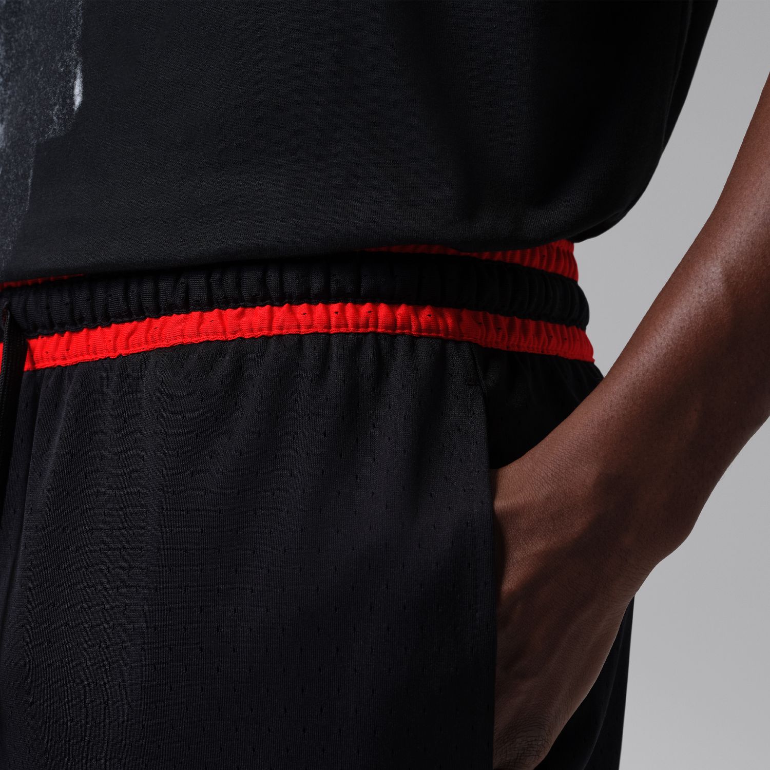 Diamond Mesh Short -Mens - Image 5