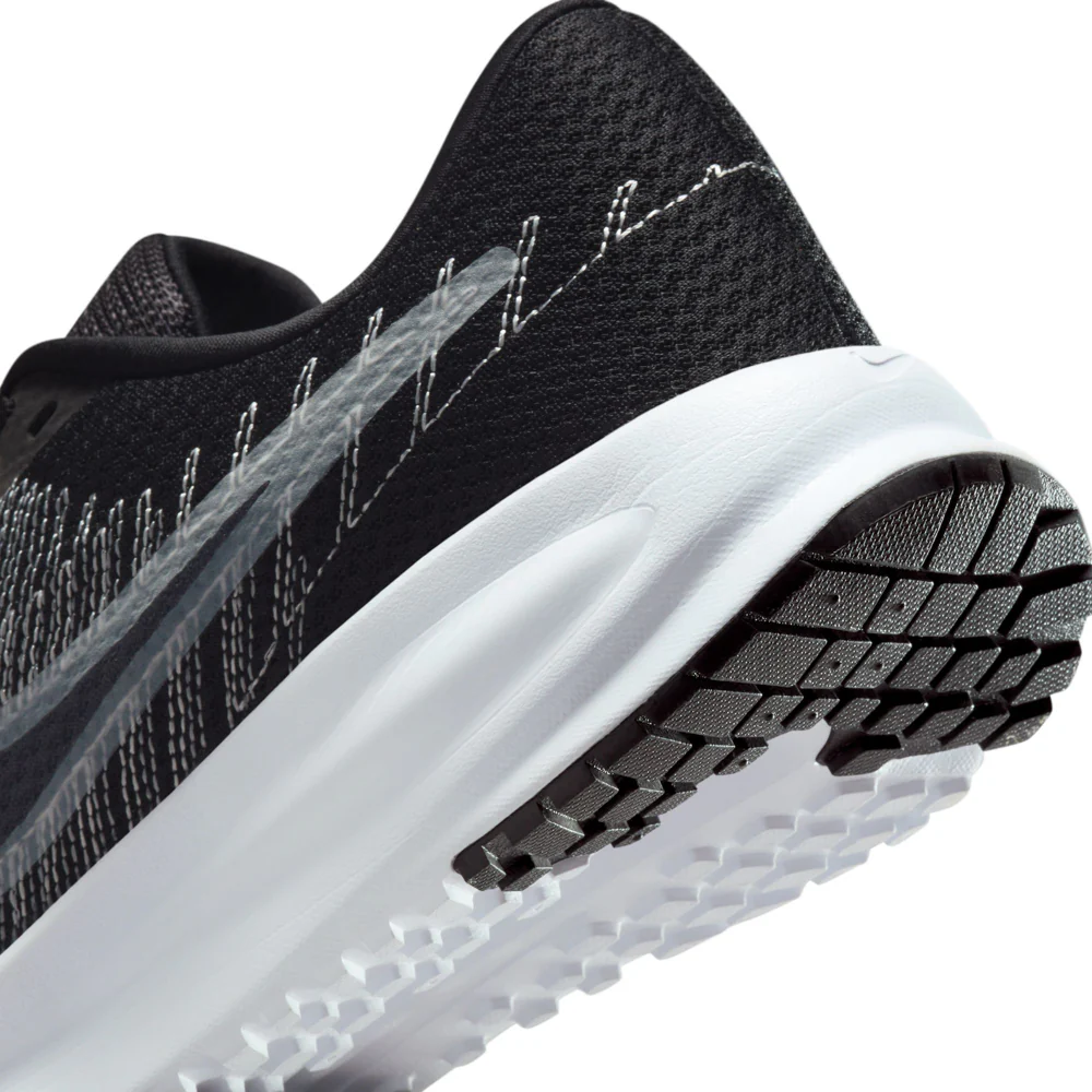 Run Defy - Womens - Image 7