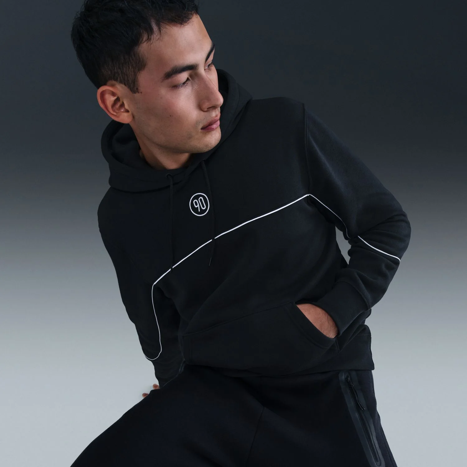T90 Club Hoody -Mens - Image 4