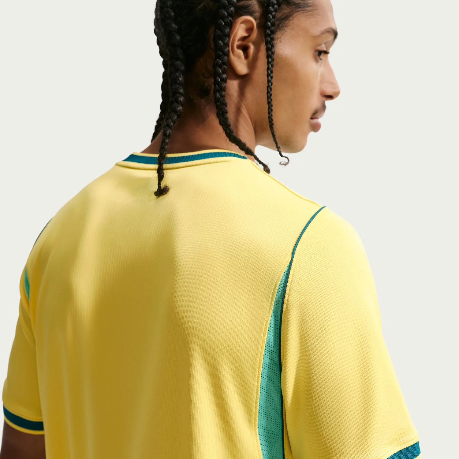 Brazil 26/27 Replica Home Jersey - Mens - Image 7