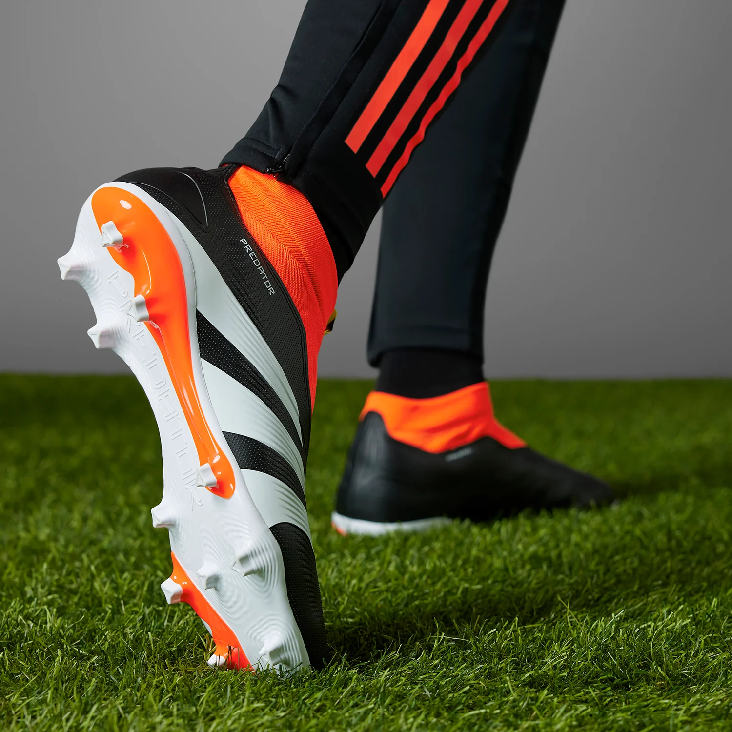 Predator League LL FG - Mens - Image 4
