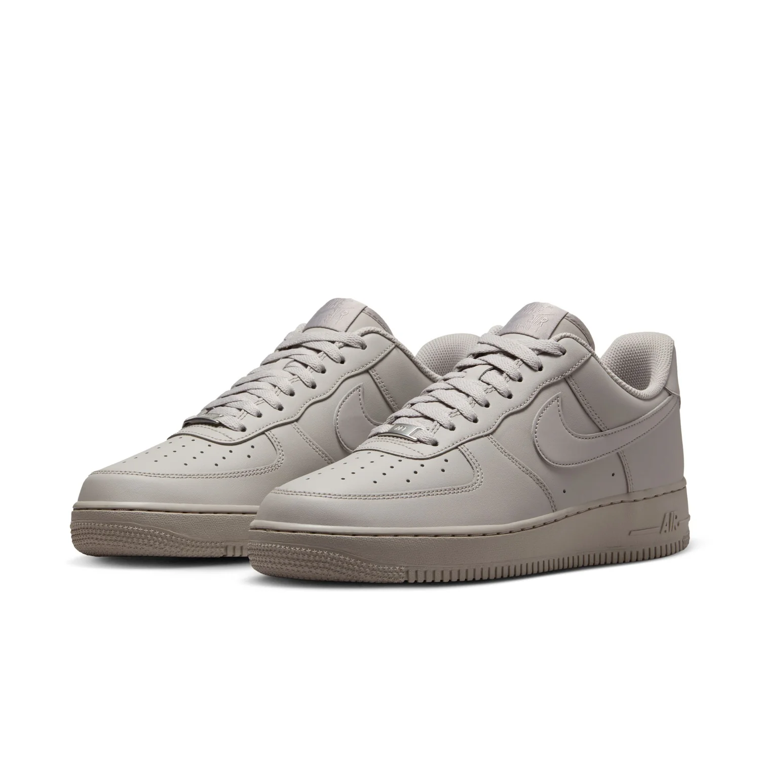 Air Force 1 Low 07 - Mens - Image 2