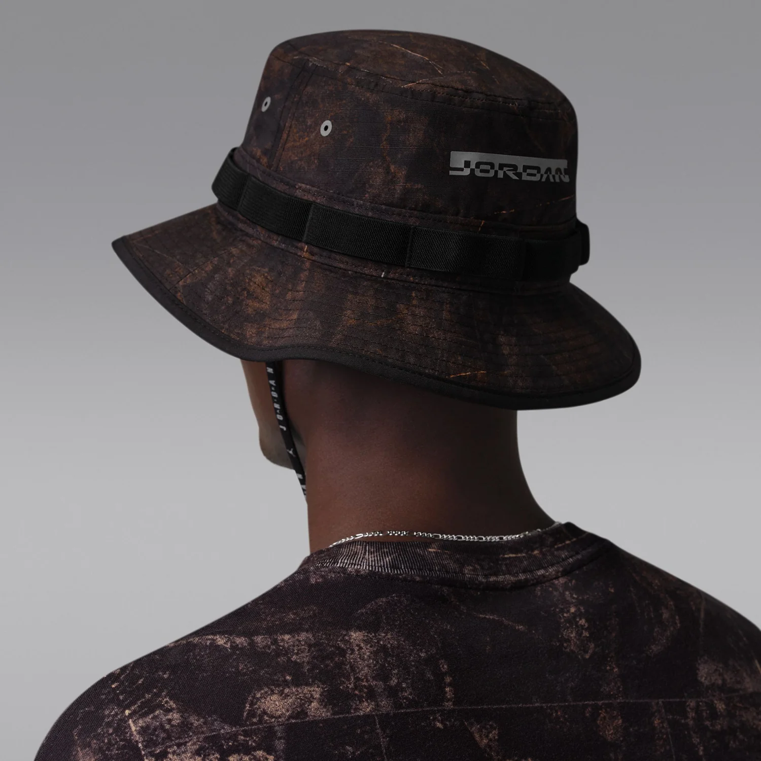 Jordan Apex Utility AOP Hike Mike Bucket - Image 5