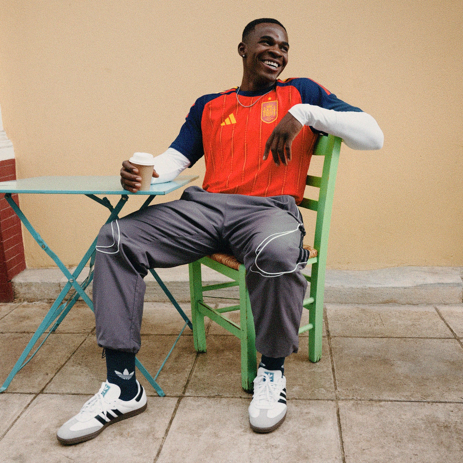26/27 Spain Replica Home Jersey - Mens - Image 4